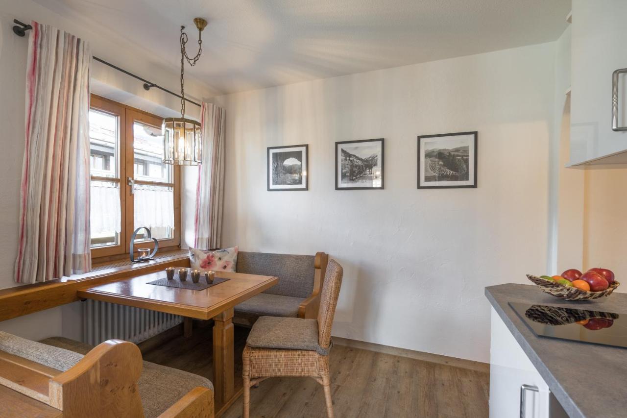 Ferienwohnungen Alpentraum - Landhaus im oberen Markt Oberstdorf Exterior foto